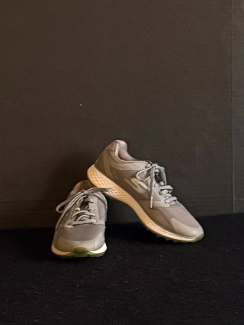Skechers ‘Go Golf Goga Max’ Spikeless Golf Sneakers Size 6 ½